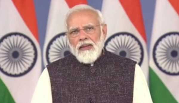 महामारी से निपटने के लिए टीकाकरण सबसे प्रबल तरीका: पीएम मोदी